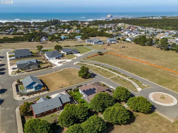 Bandon, OR 97411,557 Shearwater CIR