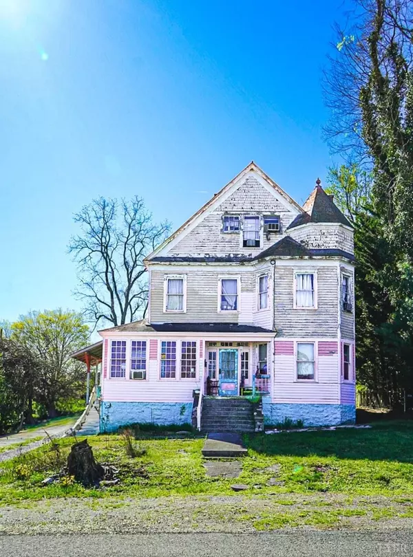 Radford, VA 24141,216 3rd ST