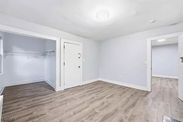 Newark City, NJ 07106,28 Monticello Ave