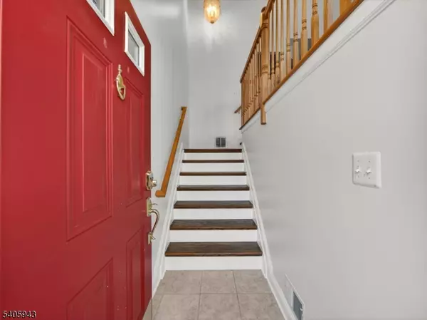 Nutley Twp., NJ 07110,124 Barclay Dr