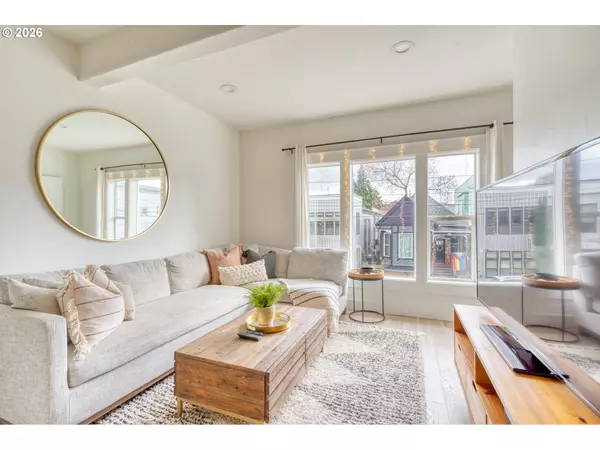 Portland, OR 97214,2008/2010 SE 11TH AVE