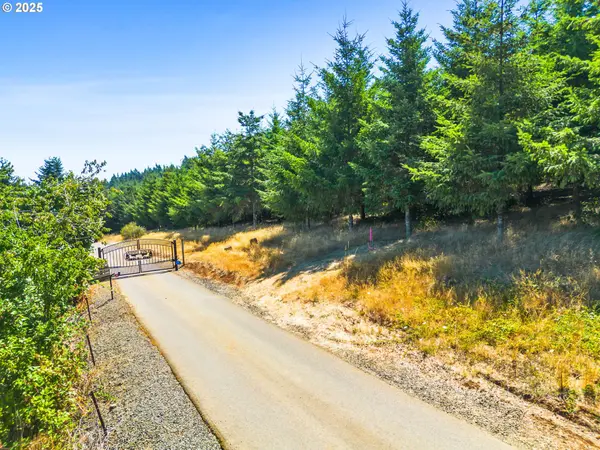 Salem, OR 97306,Everett DR S