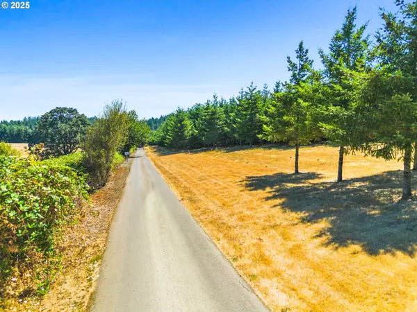 Salem, OR 97306,Everett DR S