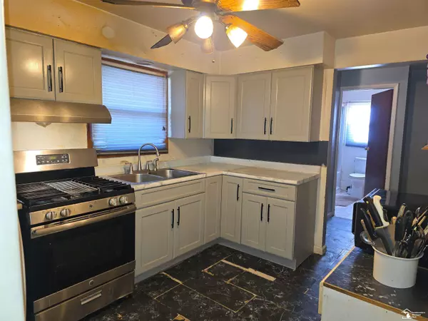 Monroe, MI 48161,1810 Peters ST