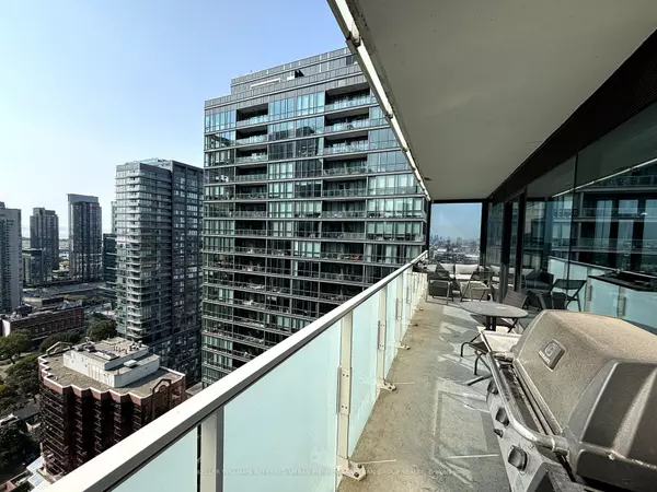 Toronto C01, ON M5V 2H5,11 Charlotte ST #2902