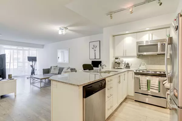 Toronto C01, ON M6K 3R4,85 East Liberty ST #511