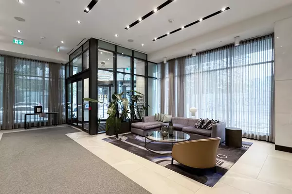 Toronto C08, ON M5A 1B9,1 Edgewater DR #314