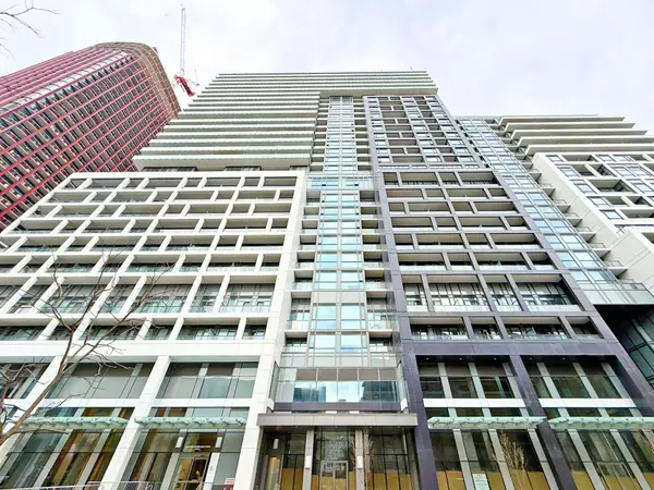 Toronto C08, ON M5A 0W8,121 Lower Sherbourne ST #948