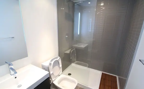 629 King ST W #720, Toronto C01, ON M5V 0G9