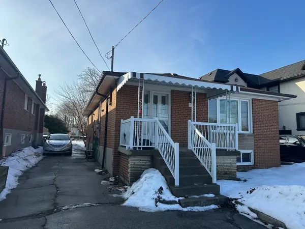 Toronto E04, ON M1R 3G5,26 Gooderham DR #Main