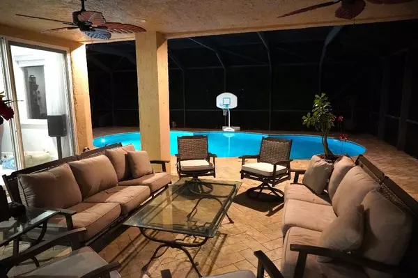 Pembroke Pines, FL 33027,16352 SW 14th St