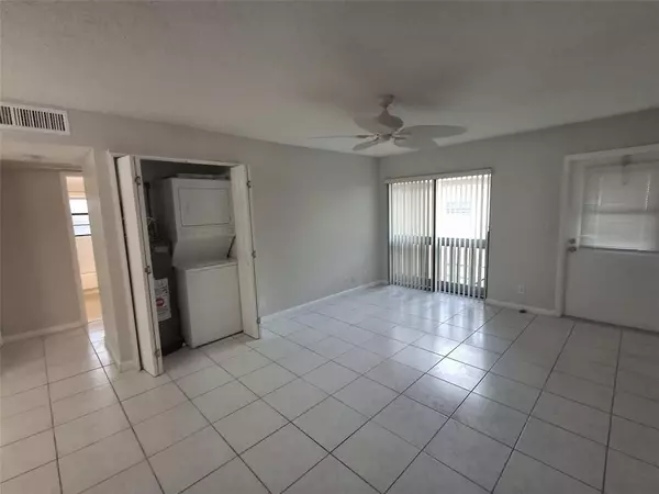 Coral Springs, FL 33065,2611 Riverside Dr #7