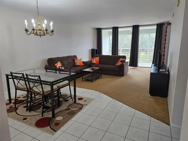 Pompano Beach, FL 33069,605 Oaks Dr #405