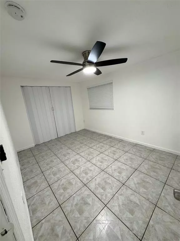 Greenacres, FL 33463,350 Walker Ave