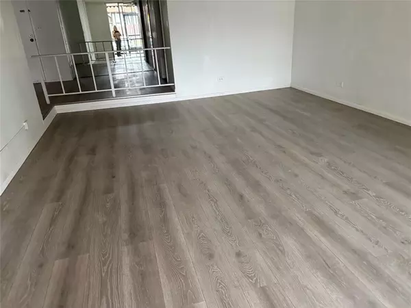 3710 Inverrary Dr #1Y, Lauderhill, FL 33319