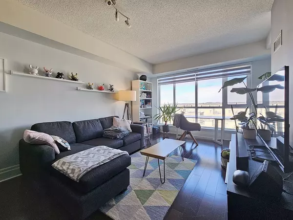 Markham, ON L6G 0B8,39 Upper Duke CRES #616