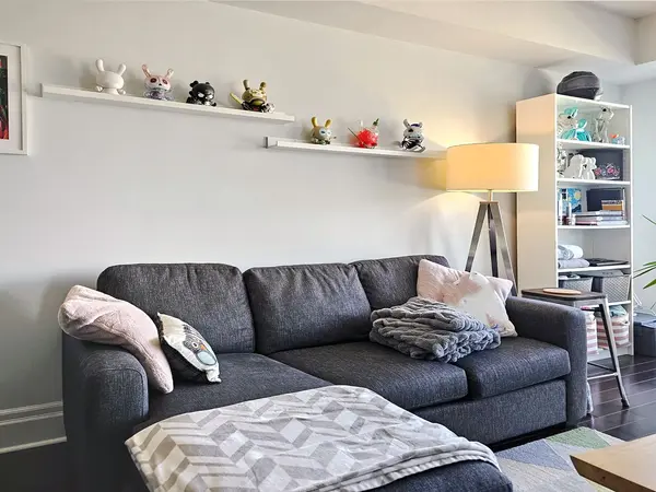 Markham, ON L6G 0B8,39 Upper Duke CRES #616