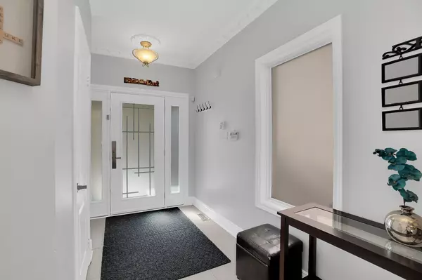 Vaughan, ON L4H 1N5,92 Water Garden LN