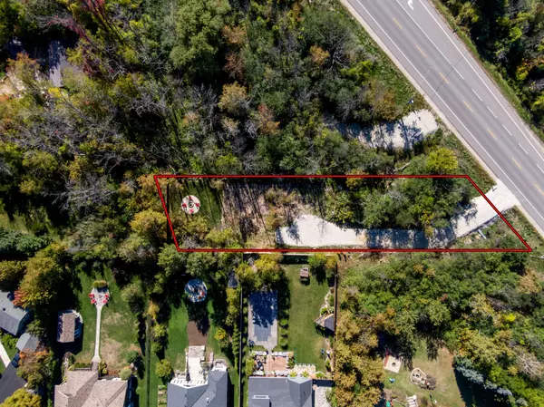 Collingwood, ON L9Y 3Z1,9746 Beachwood RD