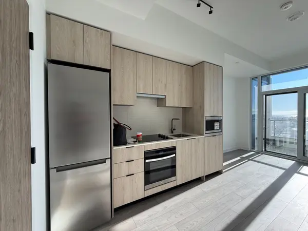 Toronto W08, ON M8Z 0H4,1007 The Queensway N/A #826