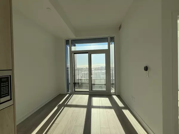 Toronto W08, ON M8Z 0H4,1007 The Queensway N/A #826