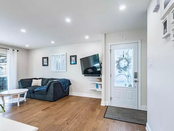 Brampton, ON L6S 2C7,15 Huronia CT