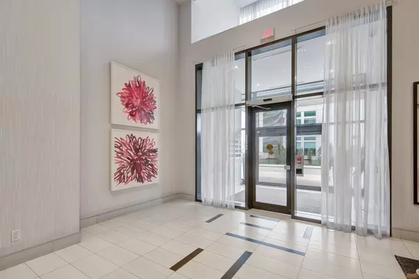 Mississauga, ON L5B 0G3,4011 Brickstone Mews #4204