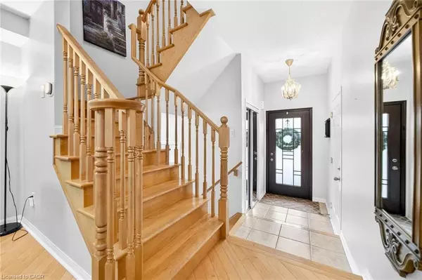 Milton, ON L9T 0L2,841 Gifford CRES