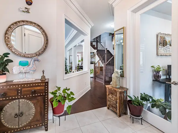 Brampton, ON L6X 5P3,22 Longevity RD