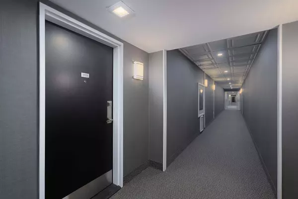 Mississauga, ON L5J 4B4,965 Inverhouse DR #1111