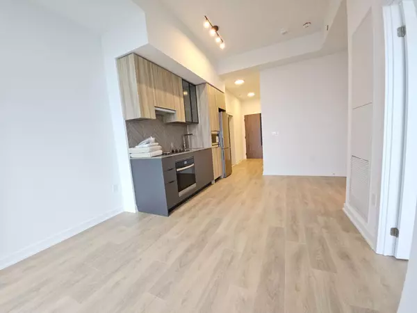 Toronto W08, ON M8Z 0H5,1037 The Queensway N/A #803