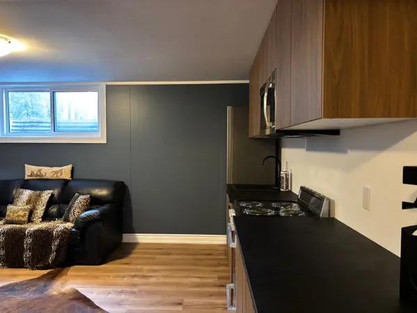 Toronto W08, ON M9A 2N5,73 Abilene DR #BSMT