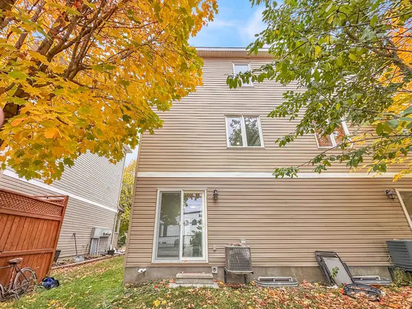 Bells Corners And South To Fallowfield, ON K2H 0A8,714 Sanibel Private