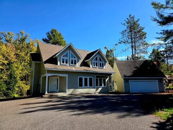 North Kawartha, ON K0L 1A0,8847 Highway 28 N/A