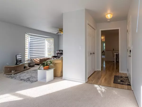 Welland, ON L3C 6Y7,161 Green Pointe DR