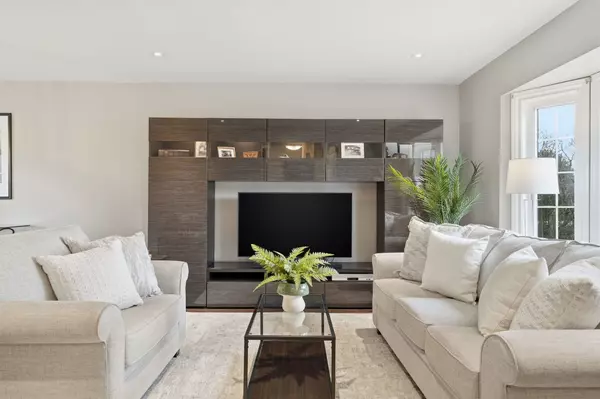 Hamilton, ON L8B 0Z9,9 CORNELIA CT