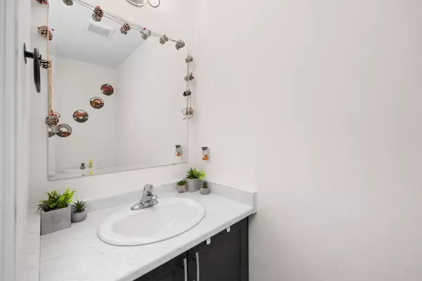 Cambridge, ON N1S 0E5,9 Queensbrook CRES