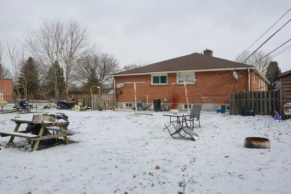 London East, ON N5W 4Z8,357 Stratton DR