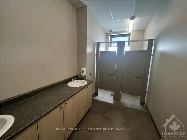 Orleans - Cumberland And Area, ON K4A 5B6,511 Lacolle WAY