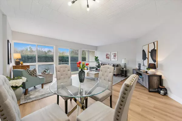 Guelph, ON N1G 2V5,105 CONROY CRES #102