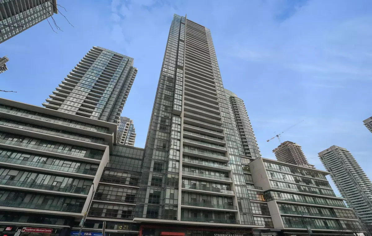 Mississauga, ON L5B 0E9,4070 Confederation Pkwy #2402