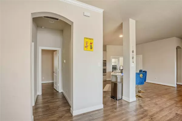 Arlington, TX 76005,4301 Meadow Hawk Drive