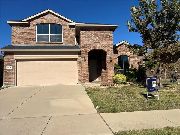 Fort Worth, TX 76179,5212 Sugarcane Lane