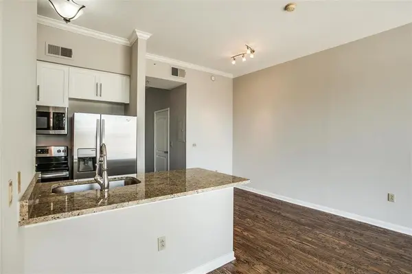 Dallas, TX 75219,3225 Turtle Creek Boulevard #1437