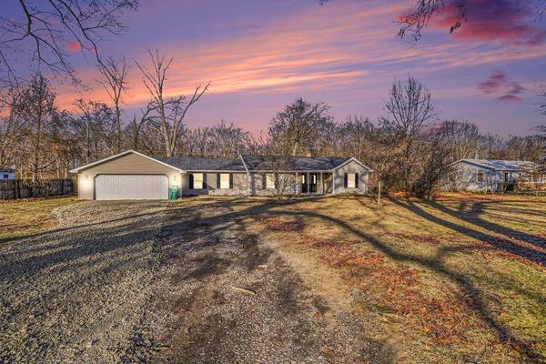 2955 Hoyt ST, Niles, MI 49120