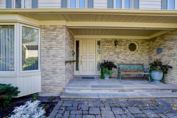 Mississauga, ON L5K 2H2,2548 King Richard's PL