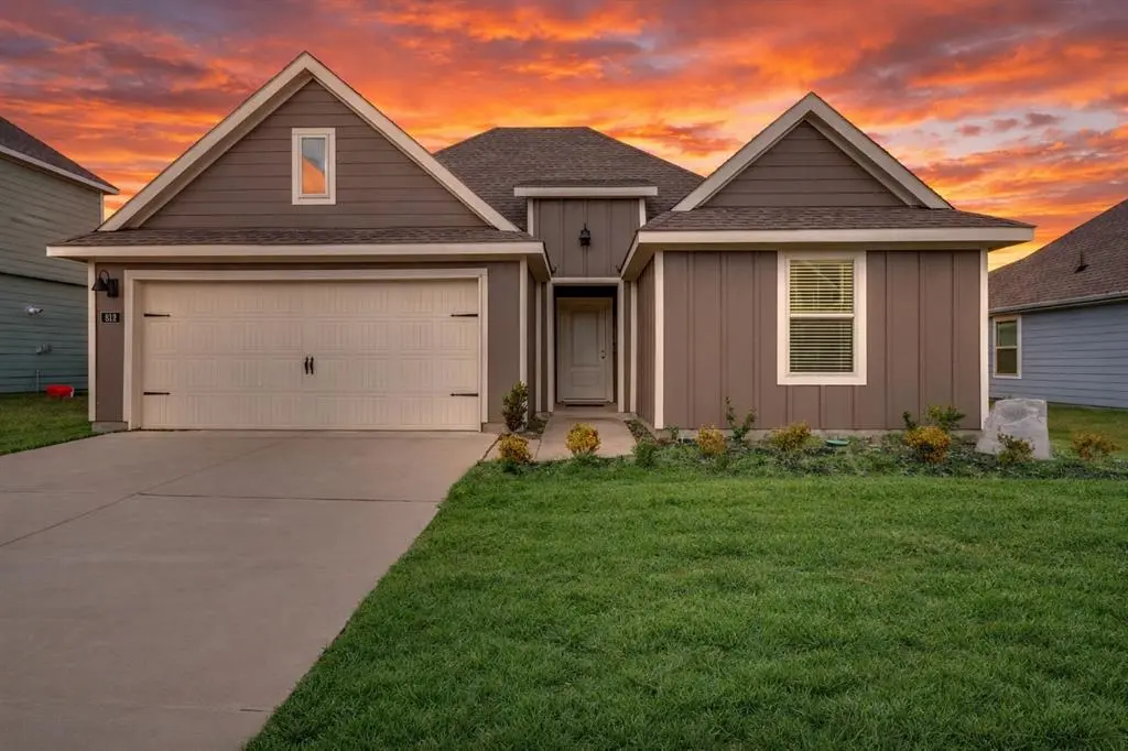 Pilot Point, TX 76258,812 Primrose Lane