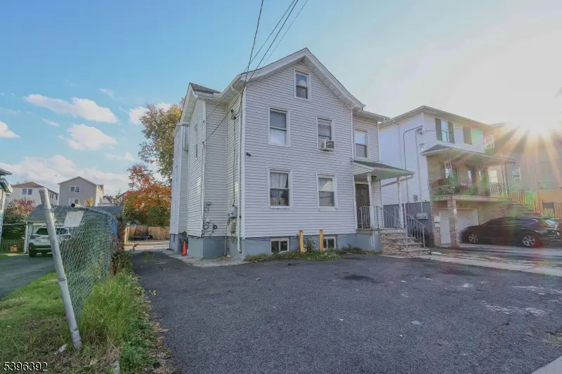 Elizabeth City, NJ 07208,48-50 Orchard St