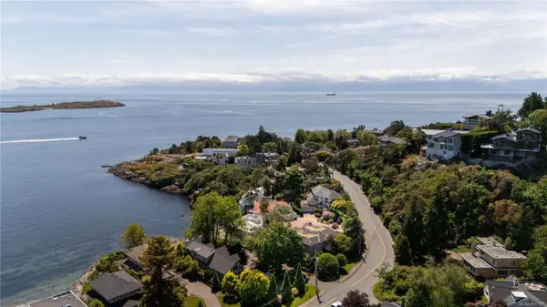 Oak Bay, BC V8S 2J8,335 King George Terr