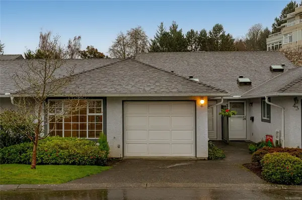 5110 Cordova Bay Rd #41, Saanich, BC V8Y 2K5